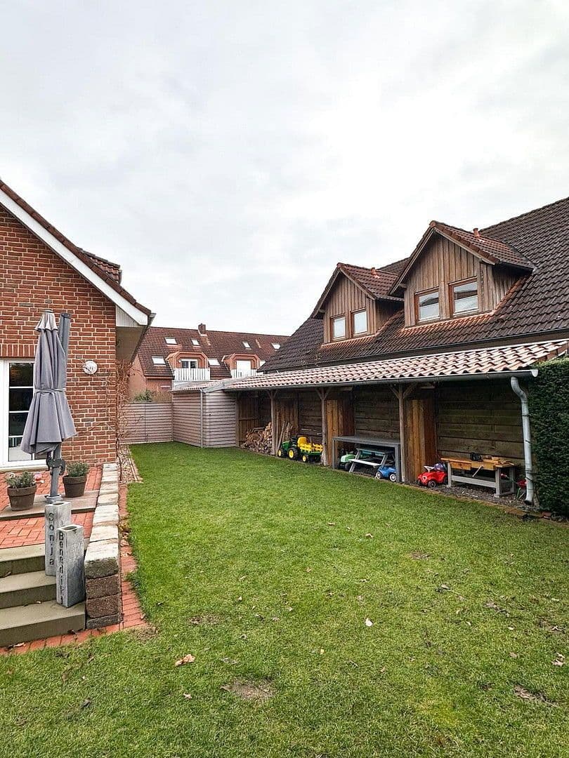 Prodej domu 125 m², pozemek 393 m², Bramsche, Dolní Sasko Prodej domu 125 m², pozemek 393 m², Bramsche, Dolní Sasko