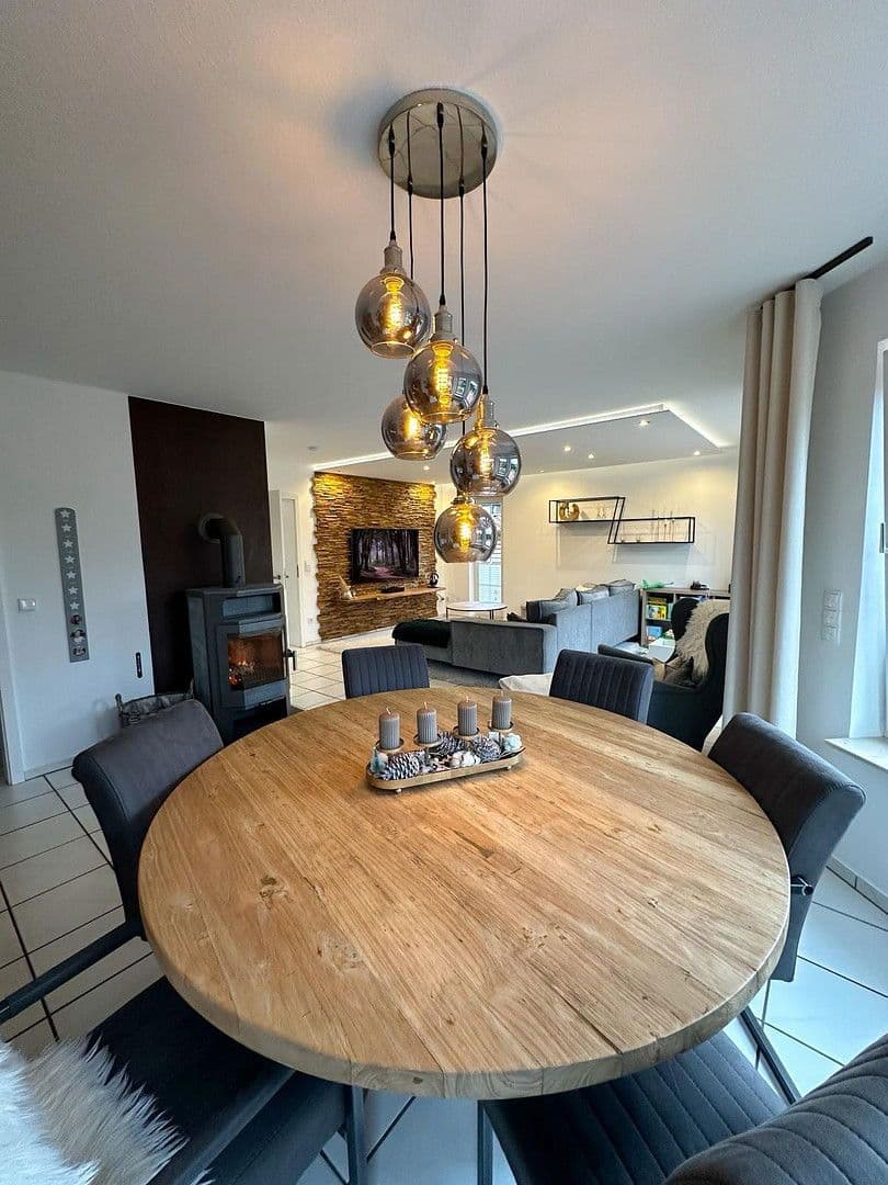 Prodej domu 125 m², pozemek 393 m², Bramsche, Dolní Sasko Prodej domu 125 m², pozemek 393 m², Bramsche, Dolní Sasko