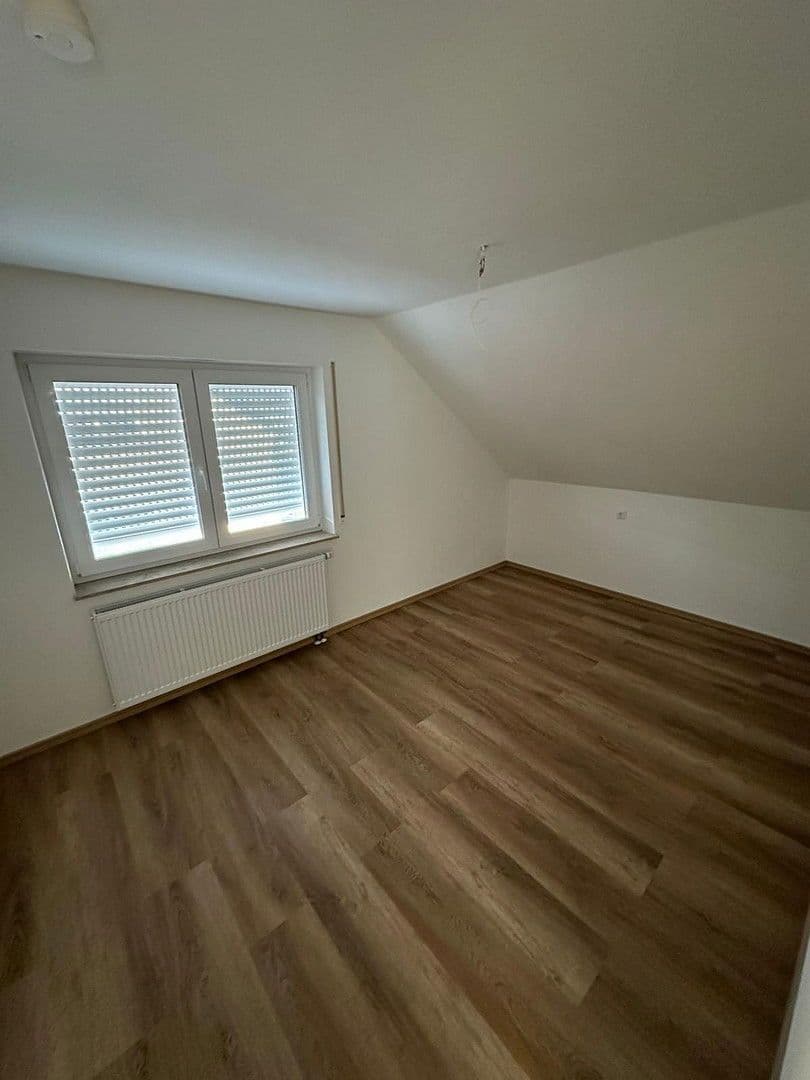 Pronájem domu 99 m², pozemek 397 m², Langenenslingen, Bádensko-Württembersko Pronájem domu 99 m², pozemek 397 m², Langenenslingen, Bádensko-Württembersko