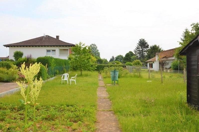 Pronájem bytu 1+1 20 m², Licherstr.32, Laubach, Hessen Pronájem bytu 1+1 20 m², Licherstr.32, Laubach, Hessen