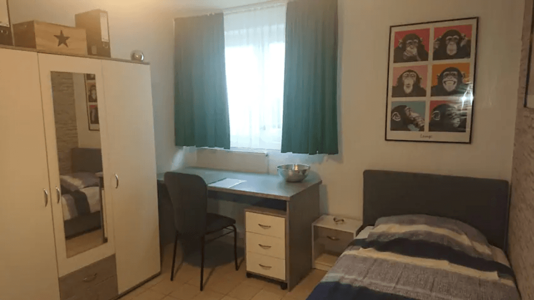 Pronájem bytu 1+1 20 m², Licherstr.32, Laubach, Hessen Pronájem bytu 1+1 20 m², Licherstr.32, Laubach, Hessen