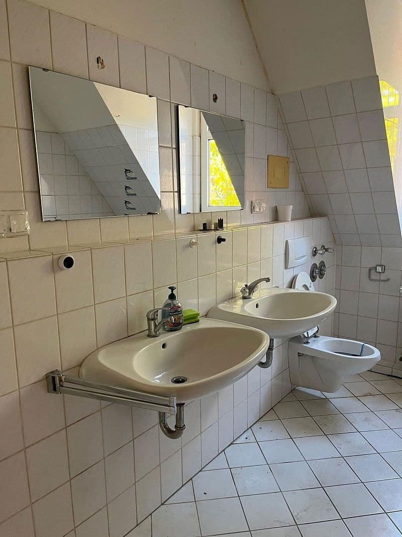 Prodej domu 244 m², pozemek 340 m², Zehntengasse 4, Groß-Gerau, Hessen Prodej domu 244 m², pozemek 340 m², Zehntengasse 4, Groß-Gerau, Hessen