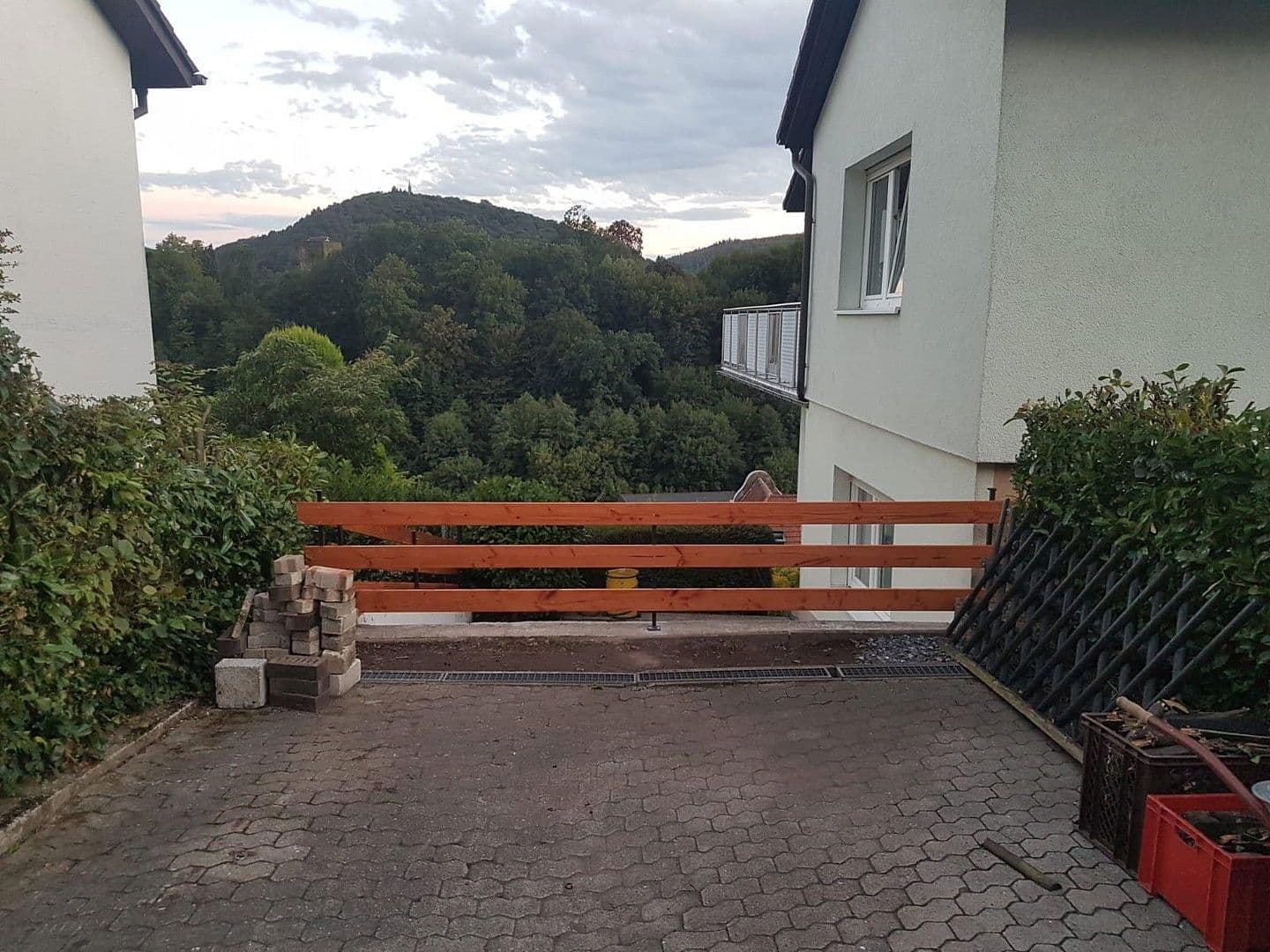 Prodej domu 180 m², pozemek 690 m², Neckarsteinach, Hessen Prodej domu 180 m², pozemek 690 m², Neckarsteinach, Hessen