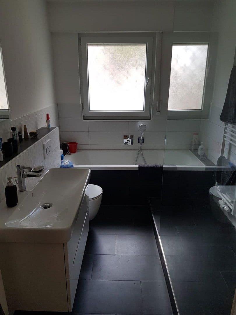 Prodej domu 180 m², pozemek 690 m², Neckarsteinach, Hessen Prodej domu 180 m², pozemek 690 m², Neckarsteinach, Hessen