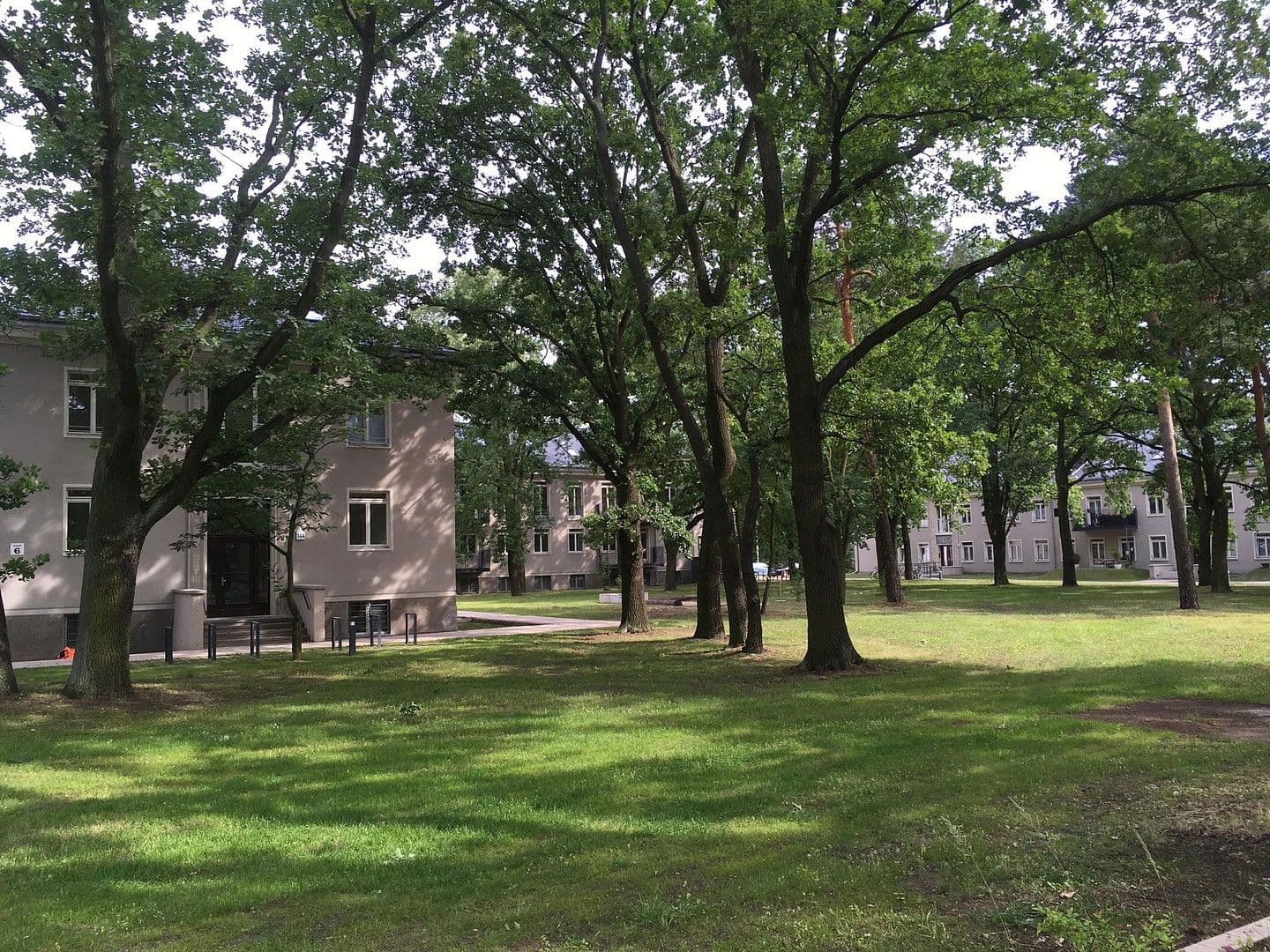 Prodej bytu 2+1 80 m², Südostallee 132, Berlin, Berlín Prodej bytu 2+1 80 m², Südostallee 132, Berlin, Berlín