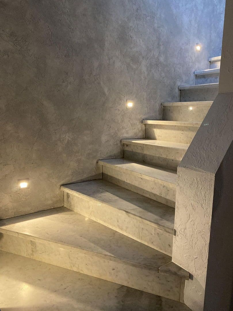 Prodej domu 287 m², pozemek 560 m², Kitzingen, Bavorsko Prodej domu 287 m², pozemek 560 m², Kitzingen, Bavorsko