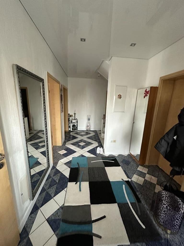 Prodej domu 287 m², pozemek 560 m², Kitzingen, Bavorsko Prodej domu 287 m², pozemek 560 m², Kitzingen, Bavorsko