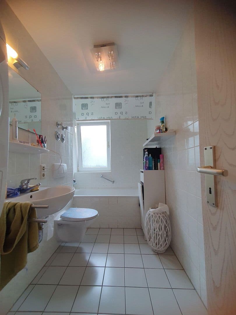 Pronájem bytu 2+1 49 m², Ulrichstr. 6, Vöhringen, Bavorsko Pronájem bytu 2+1 49 m², Ulrichstr. 6, Vöhringen, Bavorsko