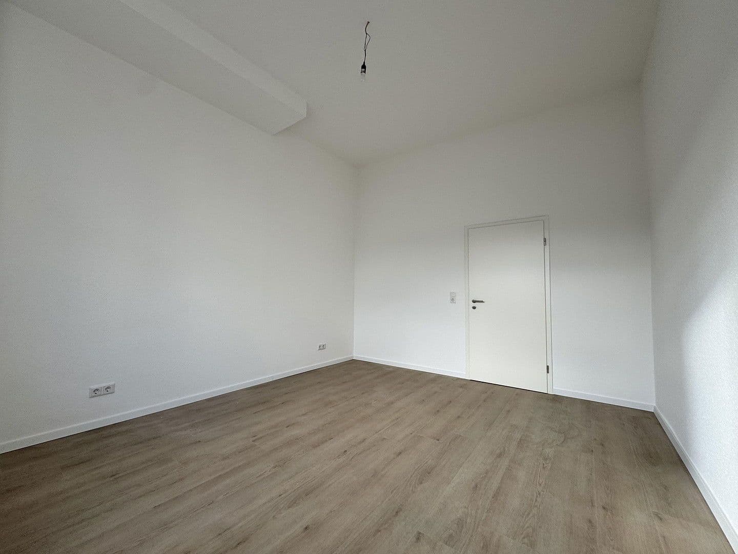 Pronájem bytu 3+1 64 m², Kochstr. 59, Krefeld, Severní Porýní-Vestfálsko Pronájem bytu 3+1 64 m², Kochstr. 59, Krefeld, Severní Porýní-Vestfálsko