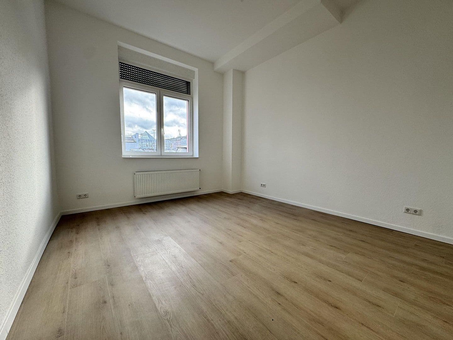 Pronájem bytu 3+1 64 m², Kochstr. 59, Krefeld, Severní Porýní-Vestfálsko Pronájem bytu 3+1 64 m², Kochstr. 59, Krefeld, Severní Porýní-Vestfálsko