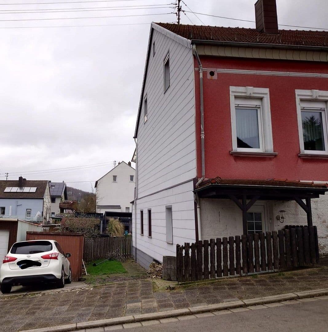 Prodej domu 175 m², pozemek 500 m², Friedrichsthal, Země Sársko Prodej domu 175 m², pozemek 500 m², Friedrichsthal, Země Sársko