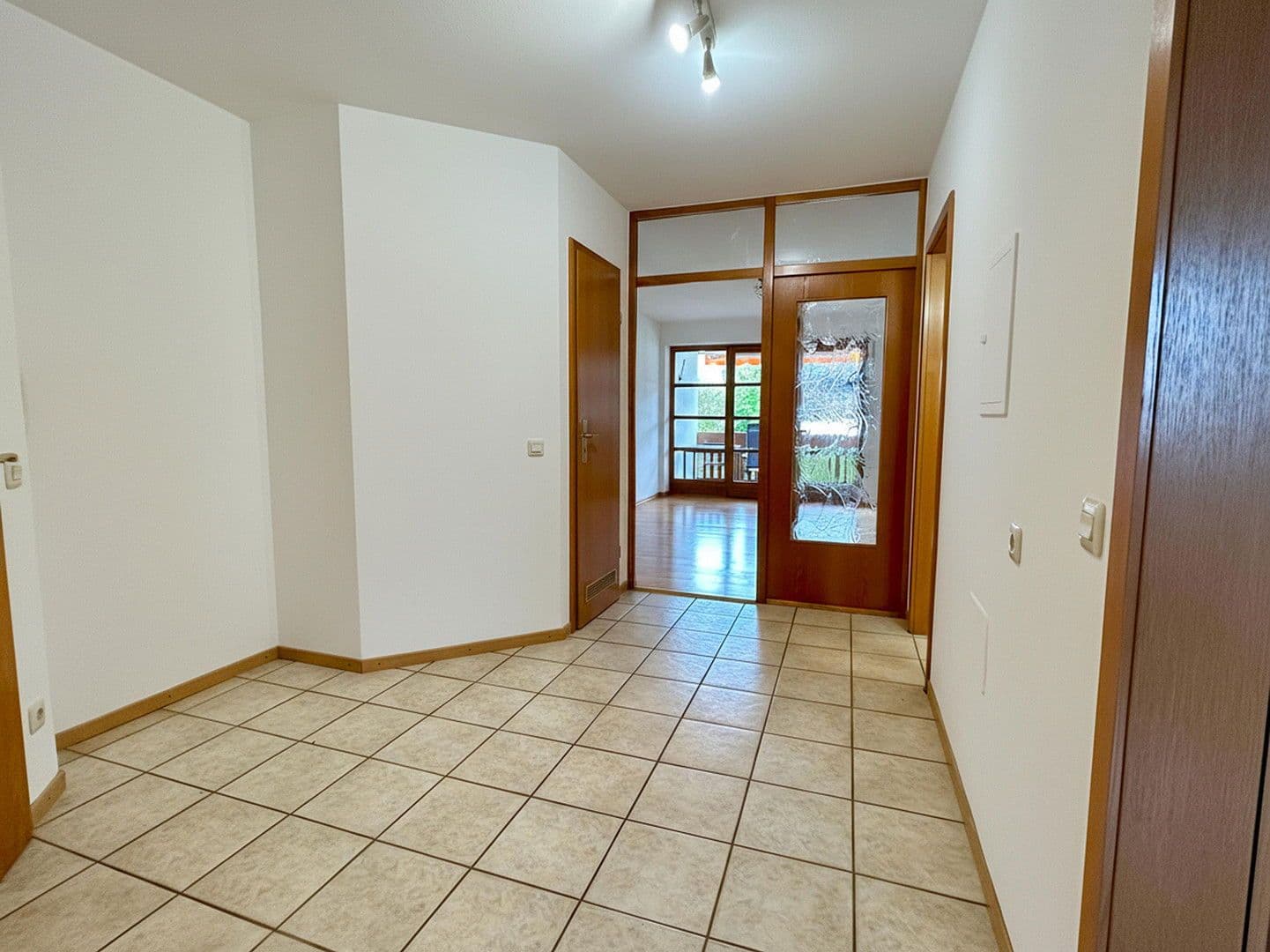 Prodej bytu 2+kk 62 m², Maistr. 1, Germering, Bavorsko Prodej bytu 2+kk 62 m², Maistr. 1, Germering, Bavorsko