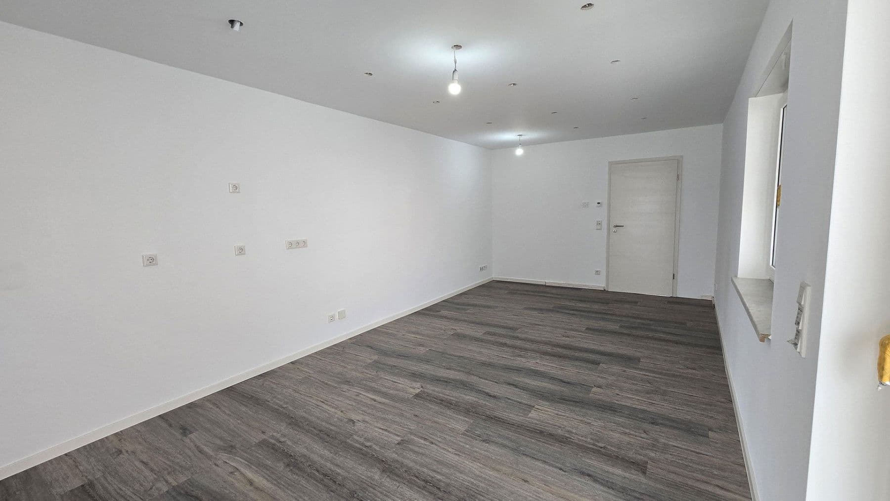 Pronájem bytu 3+kk 80 m², Römerberg, Porýní-Falc Pronájem bytu 3+kk 80 m², Römerberg, Porýní-Falc