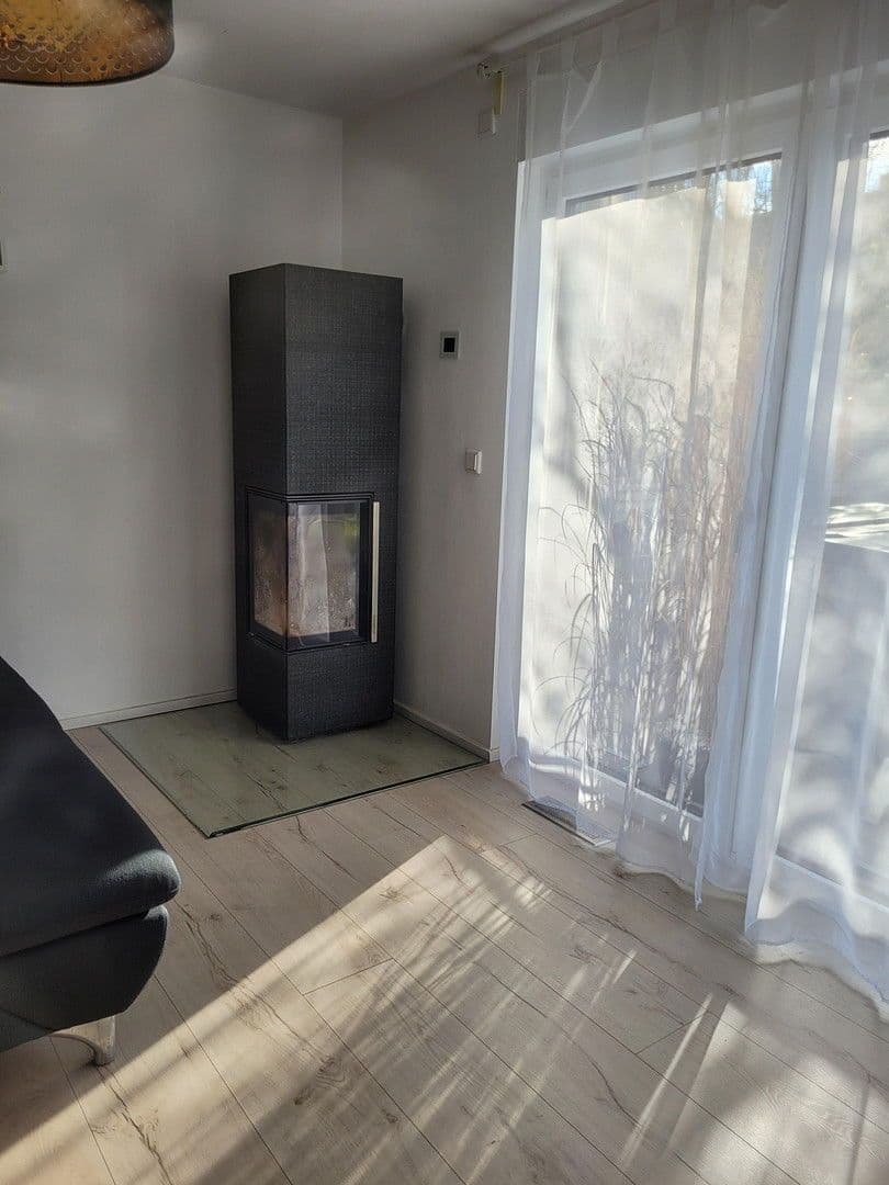 Pronájem domu 204 m², pozemek 350 m², Nürnberg, Bavorsko Pronájem domu 204 m², pozemek 350 m², Nürnberg, Bavorsko