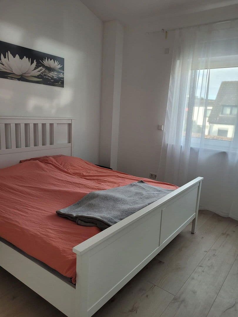 Pronájem domu 204 m², pozemek 350 m², Nürnberg, Bavorsko Pronájem domu 204 m², pozemek 350 m², Nürnberg, Bavorsko