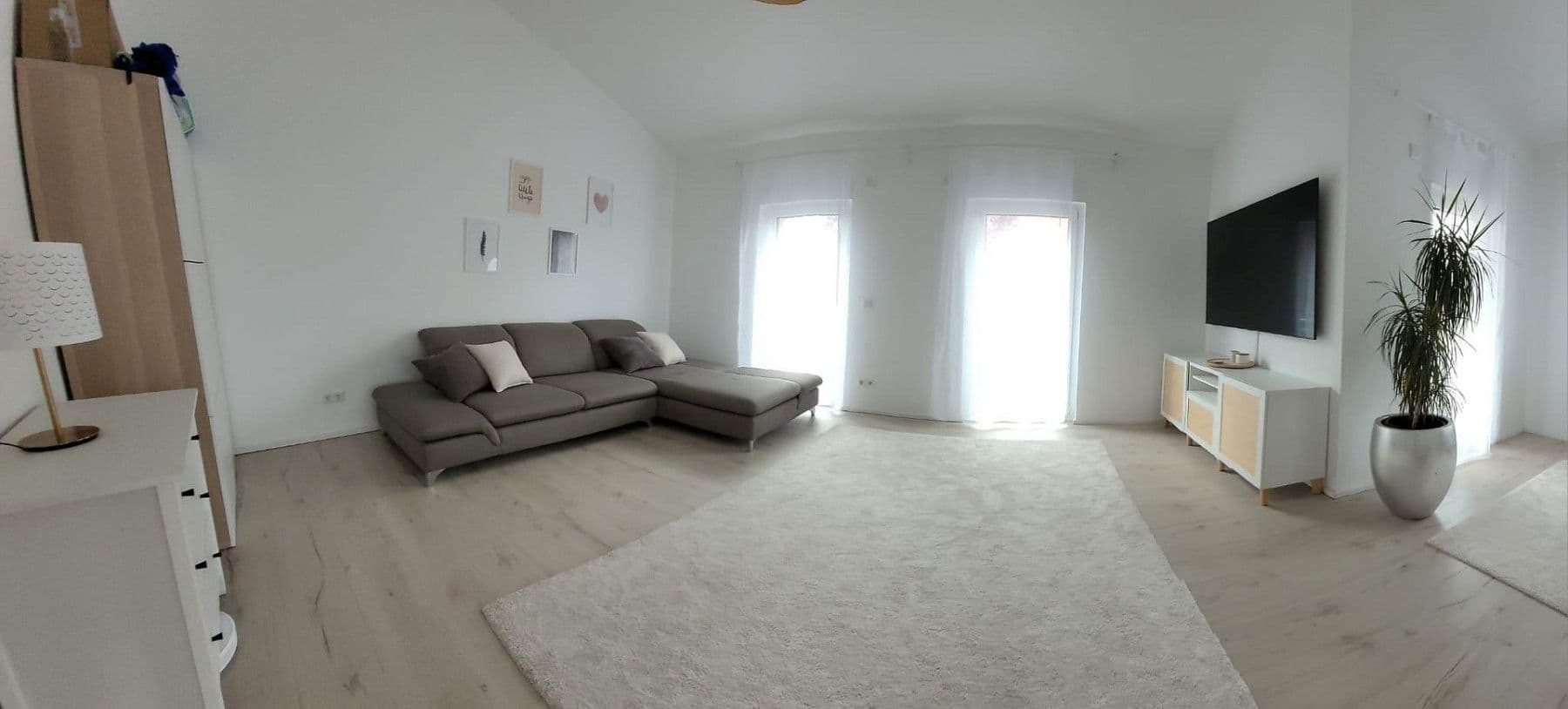 Pronájem domu 204 m², pozemek 350 m², Nürnberg, Bavorsko Pronájem domu 204 m², pozemek 350 m², Nürnberg, Bavorsko