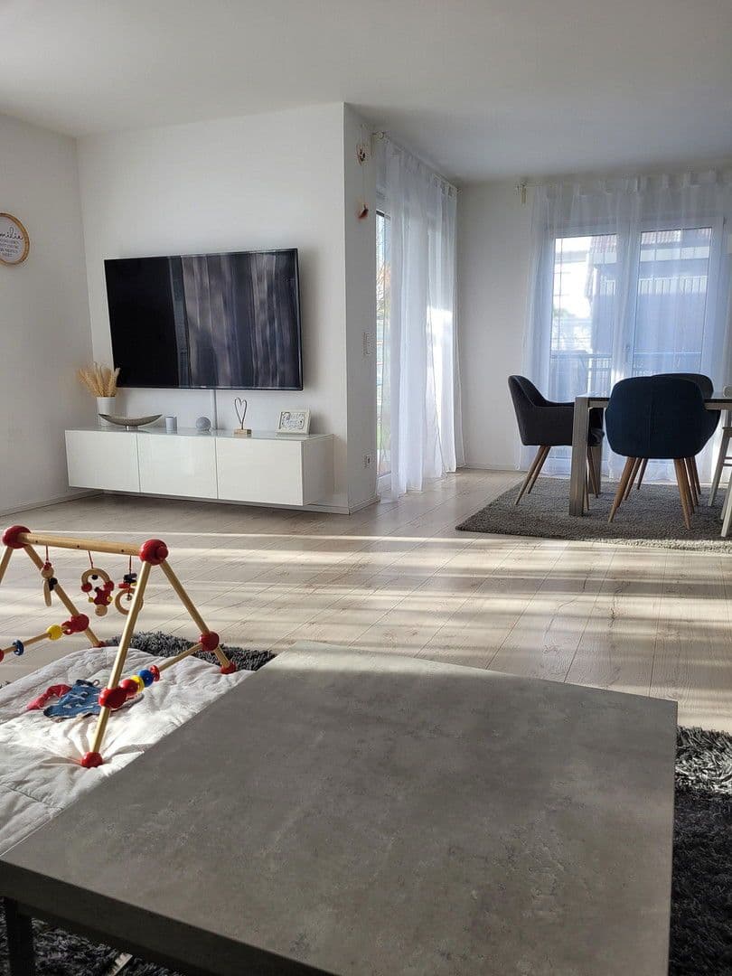 Pronájem domu 204 m², pozemek 350 m², Nürnberg, Bavorsko Pronájem domu 204 m², pozemek 350 m², Nürnberg, Bavorsko