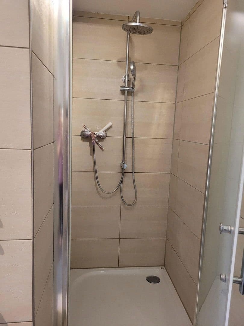 Pronájem domu 204 m², pozemek 350 m², Nürnberg, Bavorsko Pronájem domu 204 m², pozemek 350 m², Nürnberg, Bavorsko