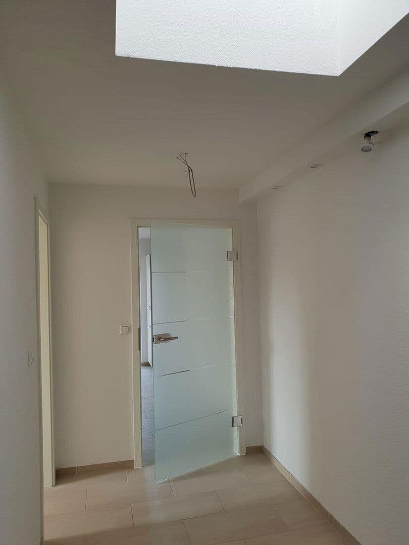 Pronájem bytu 3+1 81 m², Altes Dorf 20, Stendal, Sasko-Anhaltsko Pronájem bytu 3+1 81 m², Altes Dorf 20, Stendal, Sasko-Anhaltsko