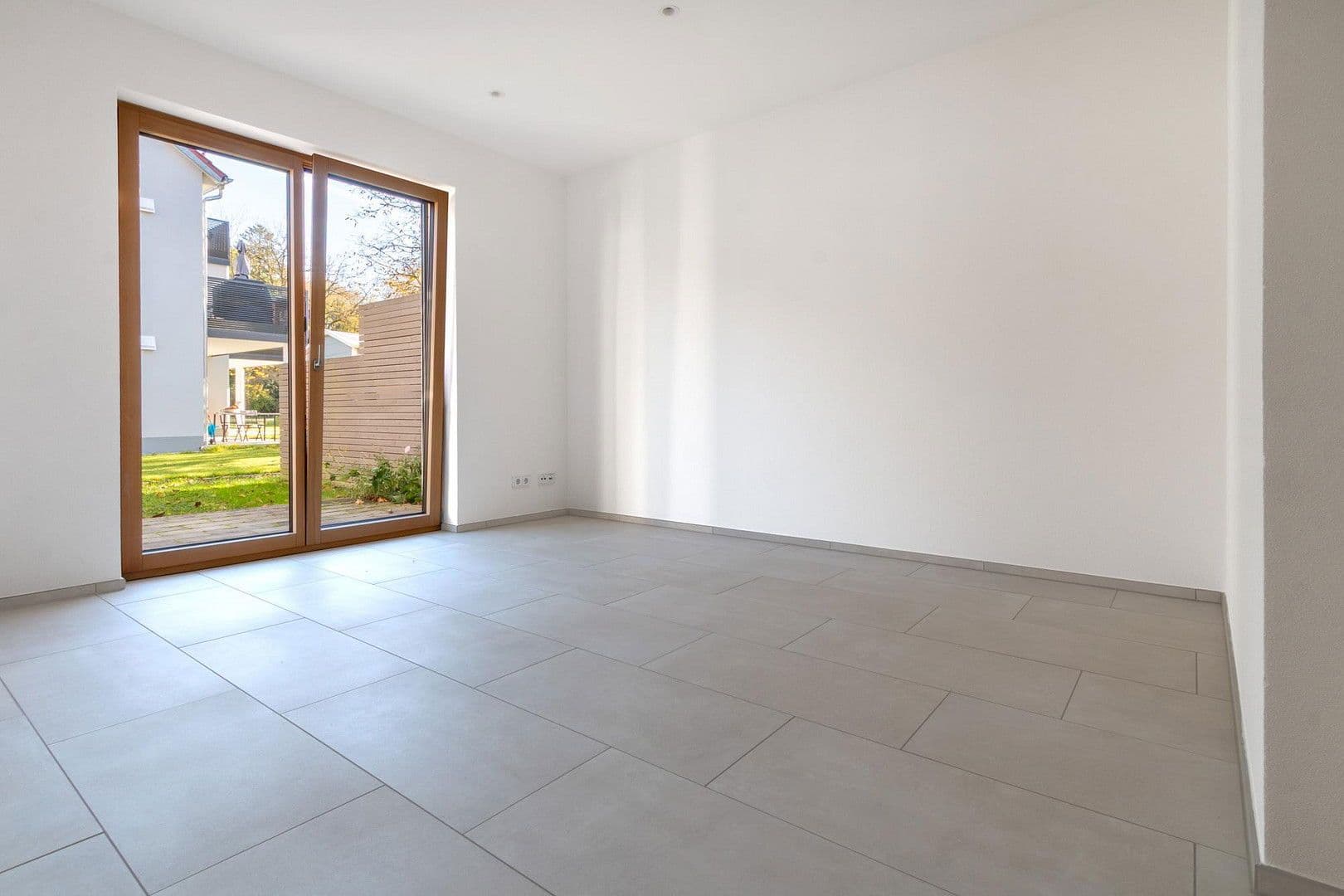 Pronájem bytu 2+1 65 m², Meisenweg 3, Rain, Bavorsko Pronájem bytu 2+1 65 m², Meisenweg 3, Rain, Bavorsko