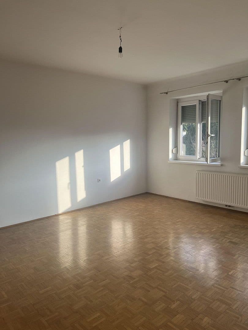 Pronájem bytu 2+1 67 m², Stanger Strasse 5, Kirchschlag, Dolní Rakousko Pronájem bytu 2+1 67 m², Stanger Strasse 5, Kirchschlag, Dolní Rakousko