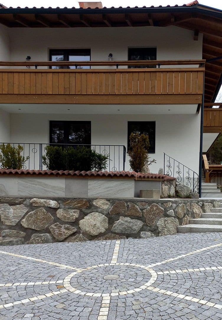 Pronájem bytu 3+1 80 m², 42a Höhenweg, Mieming, Tyrolsko Pronájem bytu 3+1 80 m², 42a Höhenweg, Mieming, Tyrolsko