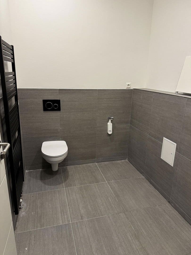 Pronájem bytu 2+1 65 m², Cottbus, Braniborsko Pronájem bytu 2+1 65 m², Cottbus, Braniborsko