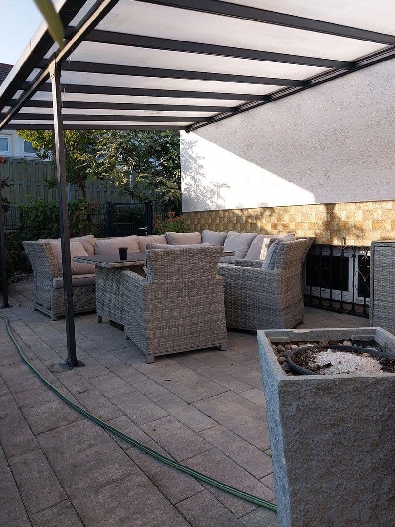 Prodej domu 120 m², pozemek 657 m², Hettenleidelheim, Porýní-Falc Prodej domu 120 m², pozemek 657 m², Hettenleidelheim, Porýní-Falc