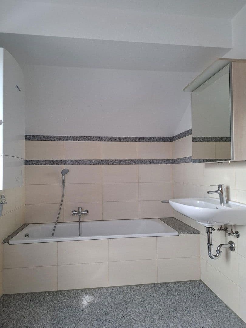 Prodej bytu 2+kk 71 m², Albershausen, Bádensko-Württembersko Prodej bytu 2+kk 71 m², Albershausen, Bádensko-Württembersko