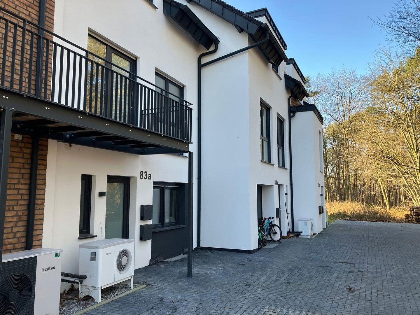 Prodej domu 166 m², pozemek 170 m², Teutoburger Weg 83b, Schloß Holte-Stukenbrock, Severní Porýní-Vestfálsko Prodej domu 166 m², pozemek 170 m², Teutoburger Weg 83b, Schloß Holte-Stukenbrock, Severní Porýní-Vestfálsko