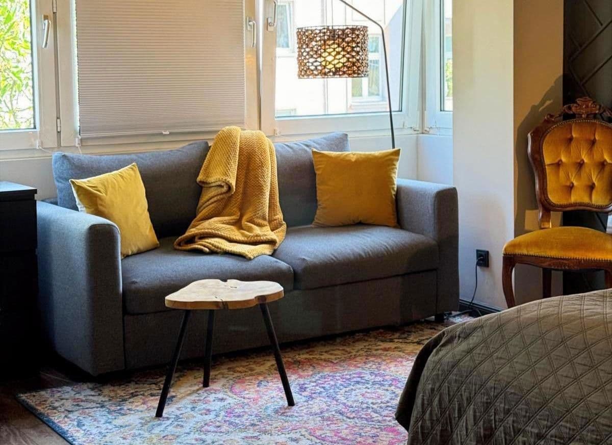 Pronájem bytu 1+1 38 m², Oberbilker Allee 39, Düsseldorf, Severní Porýní-Vestfálsko Pronájem bytu 1+1 38 m², Oberbilker Allee 39, Düsseldorf, Severní Porýní-Vestfálsko