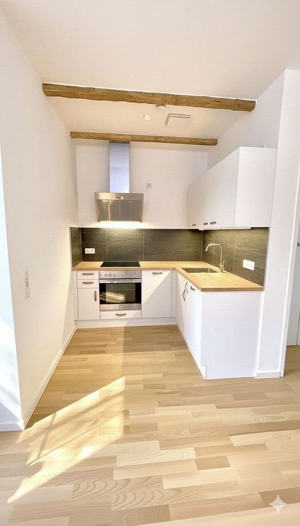 Prodej bytu 2+1 46 m², Neumark, Sasko Prodej bytu 2+1 46 m², Neumark, Sasko