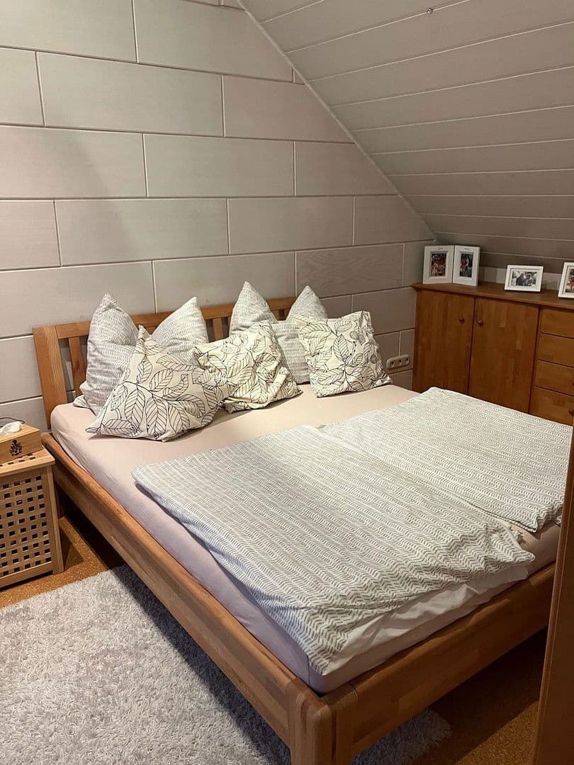 Prodej domu 211 m², pozemek 347 m², Karpfenweg 1, Rodgau, Hessen Prodej domu 211 m², pozemek 347 m², Karpfenweg 1, Rodgau, Hessen