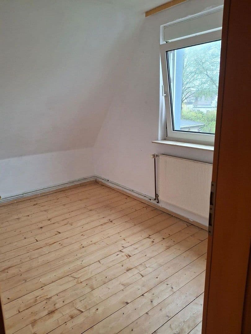Prodej domu 115 m², pozemek 600 m², Celle, Dolní Sasko Prodej domu 115 m², pozemek 600 m², Celle, Dolní Sasko