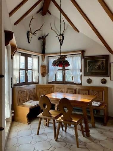 Pronájem domu 200 m², pozemek 1.100 m², Zirndorf, Bavorsko Pronájem domu 200 m², pozemek 1.100 m², Zirndorf, Bavorsko