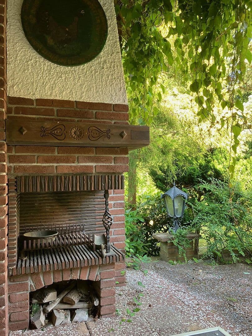 Pronájem domu 200 m², pozemek 1.100 m², Zirndorf, Bavorsko Pronájem domu 200 m², pozemek 1.100 m², Zirndorf, Bavorsko