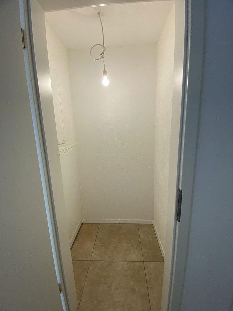 Pronájem bytu 4+1 130 m², Oberderdingen, Bádensko-Württembersko Pronájem bytu 4+1 130 m², Oberderdingen, Bádensko-Württembersko