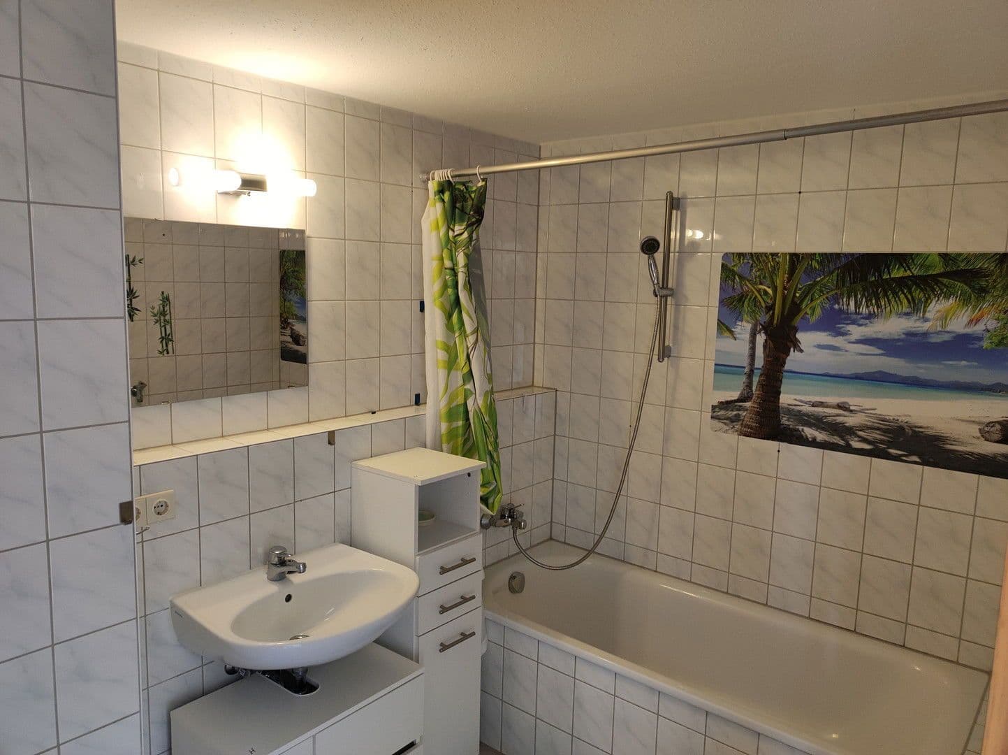 Pronájem bytu 3+kk 93 m², Bei den Linden 6, Laichingen, Bádensko-Württembersko Pronájem bytu 3+kk 93 m², Bei den Linden 6, Laichingen, Bádensko-Württembersko