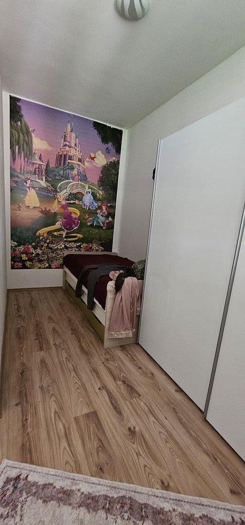 Pronájem bytu 1+1 42 m², Schillerstr. 15, Germering, Bavorsko Pronájem bytu 1+1 42 m², Schillerstr. 15, Germering, Bavorsko