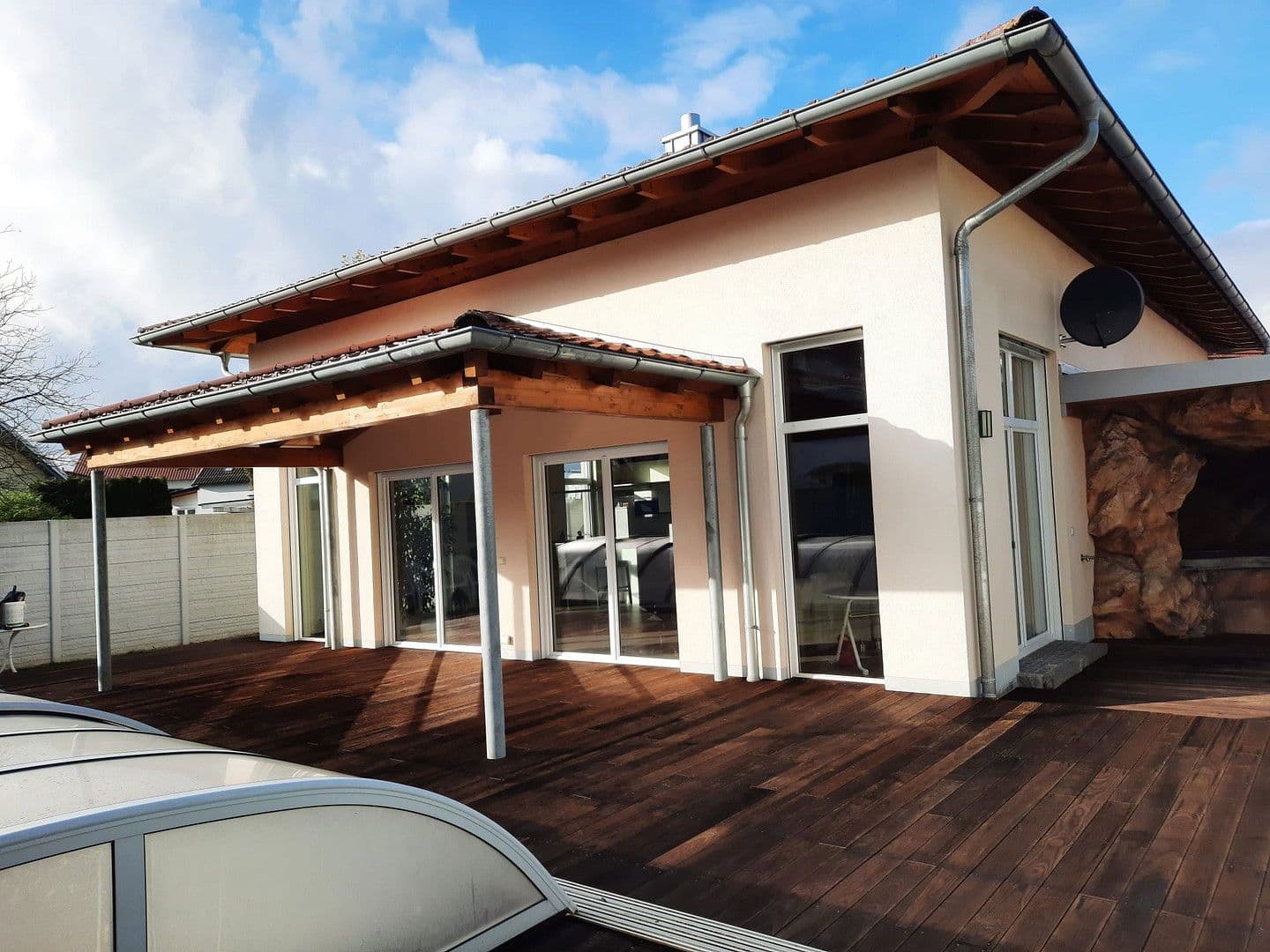 Prodej domu 159 m², pozemek 627 m², Neuötting, Bavorsko Prodej domu 159 m², pozemek 627 m², Neuötting, Bavorsko