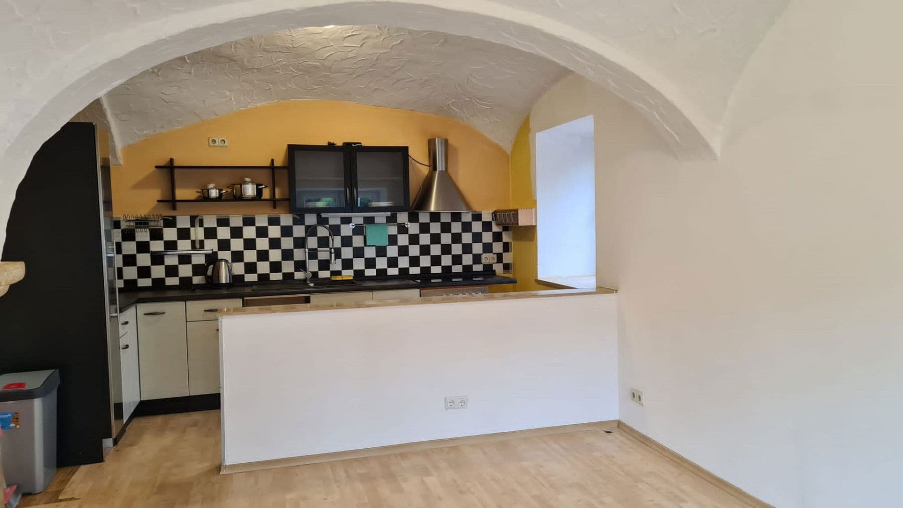 Pronájem domu 250 m², pozemek 500 m², Ingolstadt, Bavorsko Pronájem domu 250 m², pozemek 500 m², Ingolstadt, Bavorsko