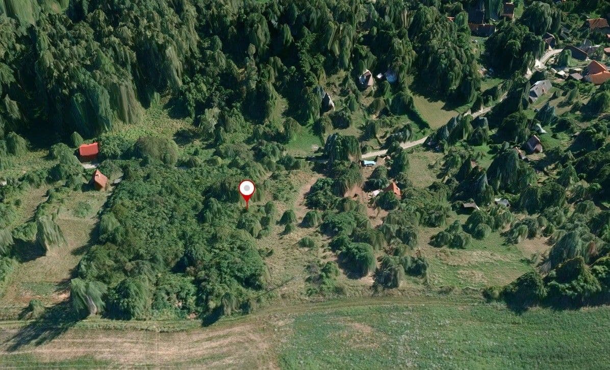 Prodej pozemku 2.065 m², Louštínská, Krušovice, Středočeský kraj Prodej pozemku 2.065 m², Louštínská, Krušovice, Středočeský kraj