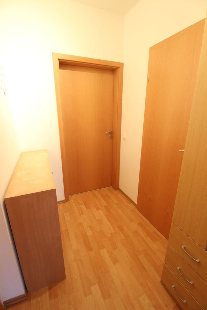 Pronájem bytu 2+kk 39 m², Václava Rady, Praha, Praha Pronájem bytu 2+kk 39 m², Václava Rady, Praha, Praha