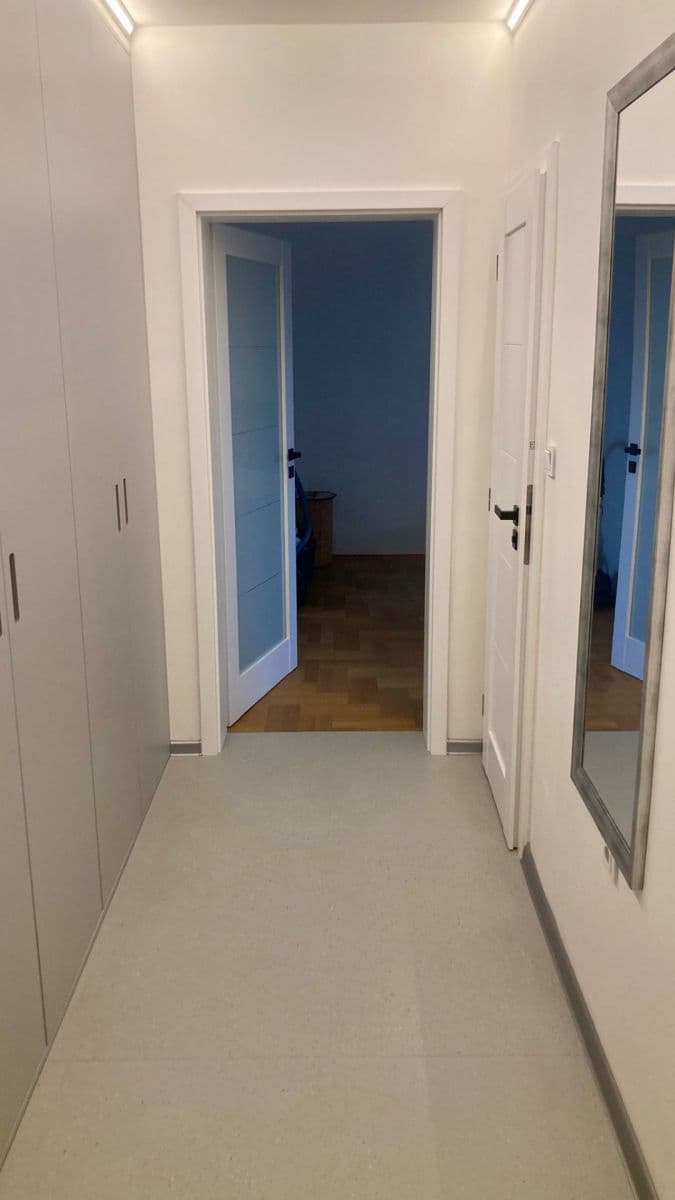 Pronájem bytu 2+kk 52 m², Chotutická, Praha, Praha Pronájem bytu 2+kk 52 m², Chotutická, Praha, Praha