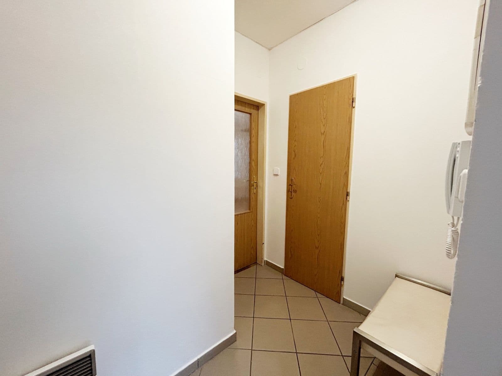 Pronájem bytu 1+kk 31 m², Novovysočanská, Praha, Praha Pronájem bytu 1+kk 31 m², Novovysočanská, Praha, Praha