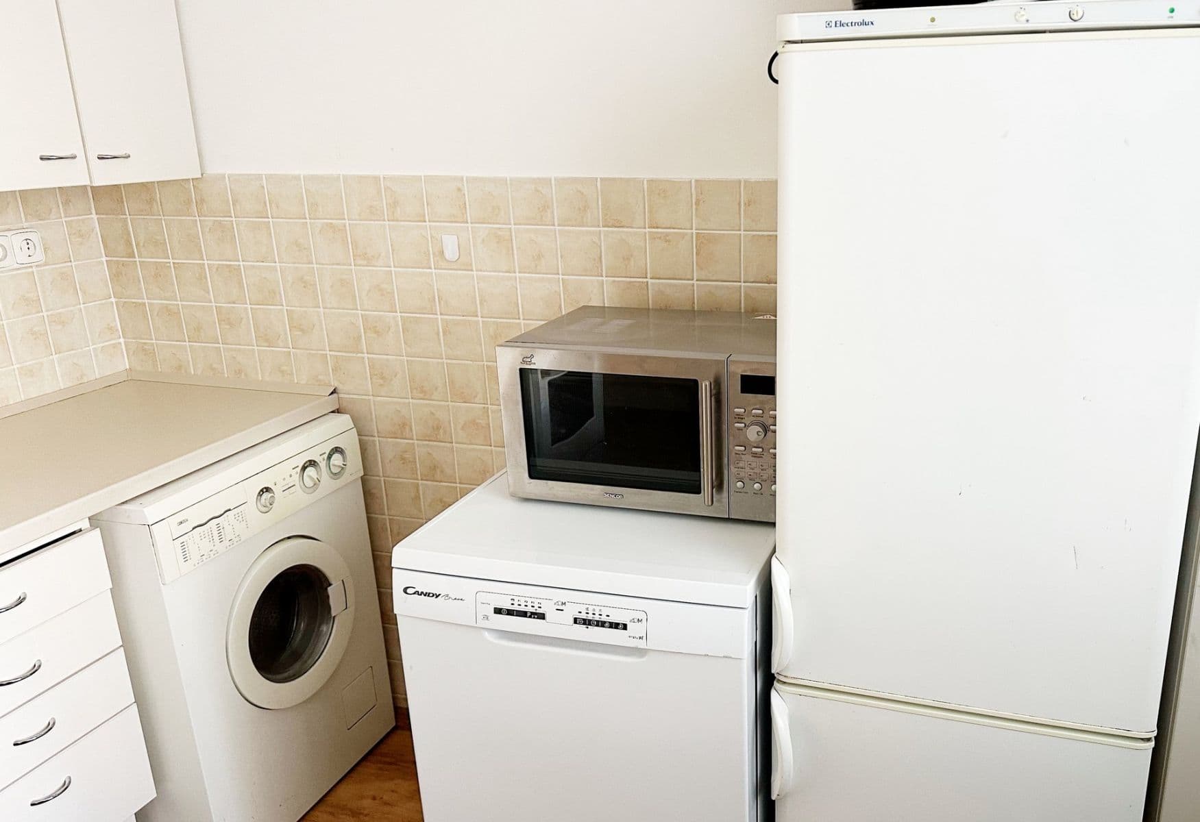 Pronájem bytu 3+1 69 m², Zbudovská, Praha, Praha Pronájem bytu 3+1 69 m², Zbudovská, Praha, Praha