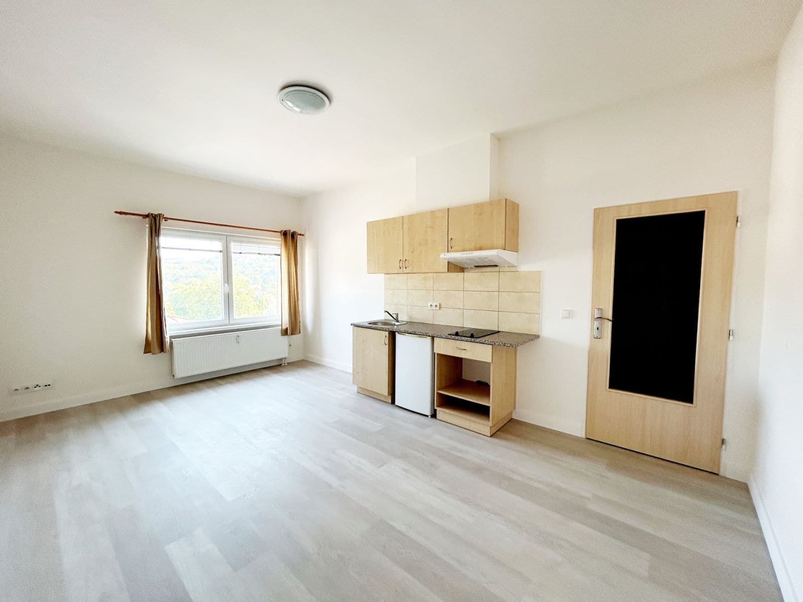 Pronájem bytu 1+kk 28 m², Otvovice, Středočeský kraj Pronájem bytu 1+kk 28 m², Otvovice, Středočeský kraj