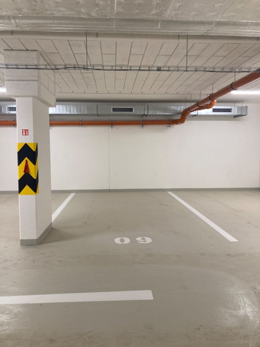 Prodej bytu 2+kk 45 m², U Továren, Praha, Praha Prodej bytu 2+kk 45 m², U Továren, Praha, Praha