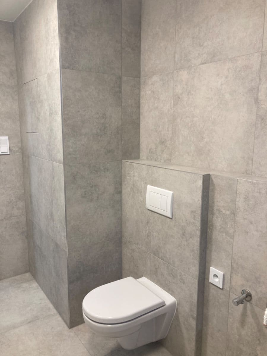 Prodej bytu 2+kk 45 m², U Továren, Praha, Praha Prodej bytu 2+kk 45 m², U Továren, Praha, Praha