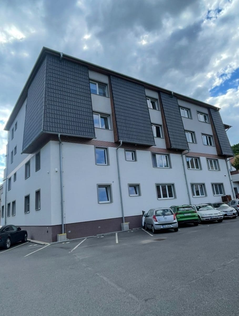 Pronájem bytu 1+kk 34 m², Otvovice, Středočeský kraj Pronájem bytu 1+kk 34 m², Otvovice, Středočeský kraj